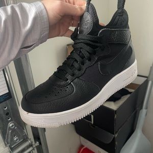 Air Force 1 ultra force mid